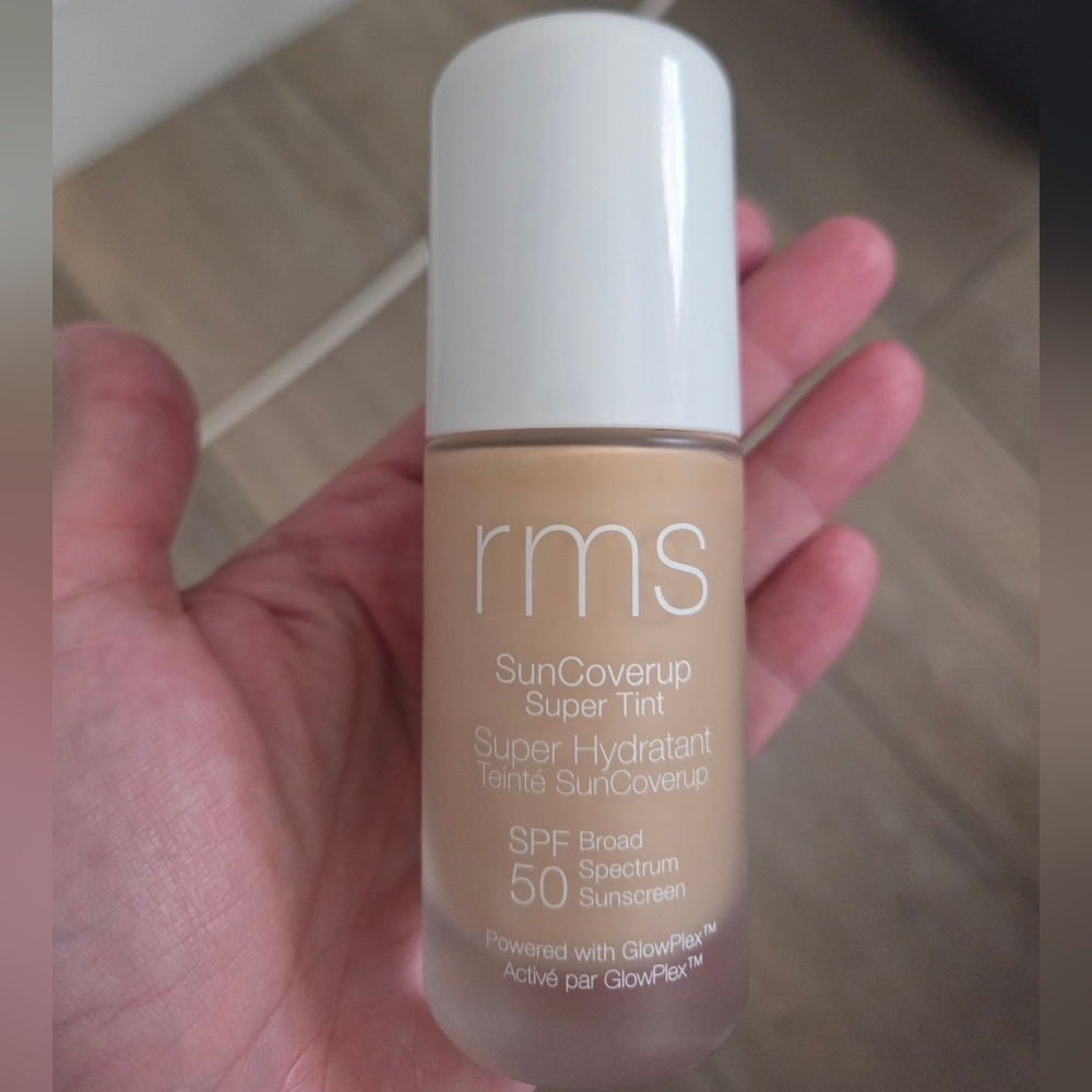 RMS Beauty SunCoverup Super Tint in Beige-Cream